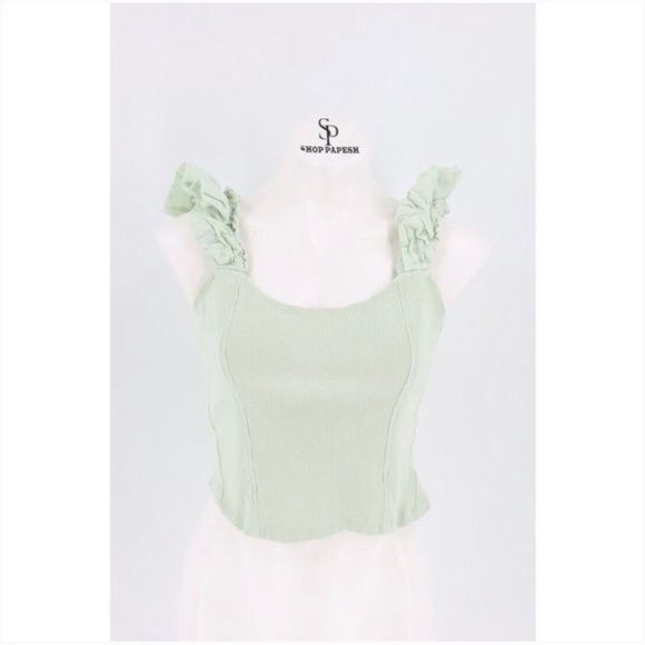 Tops - Anthropologie Women Size Medium Green Ruffle Strap Ribbed Crop Tank Top